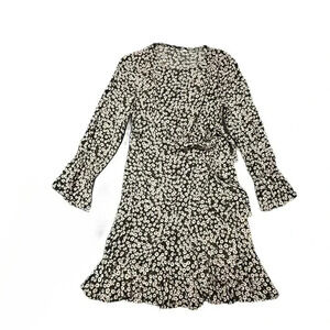 Black Flowered Dress, Red White Tiny Flowers Size Medium. Unbranded, NWOT